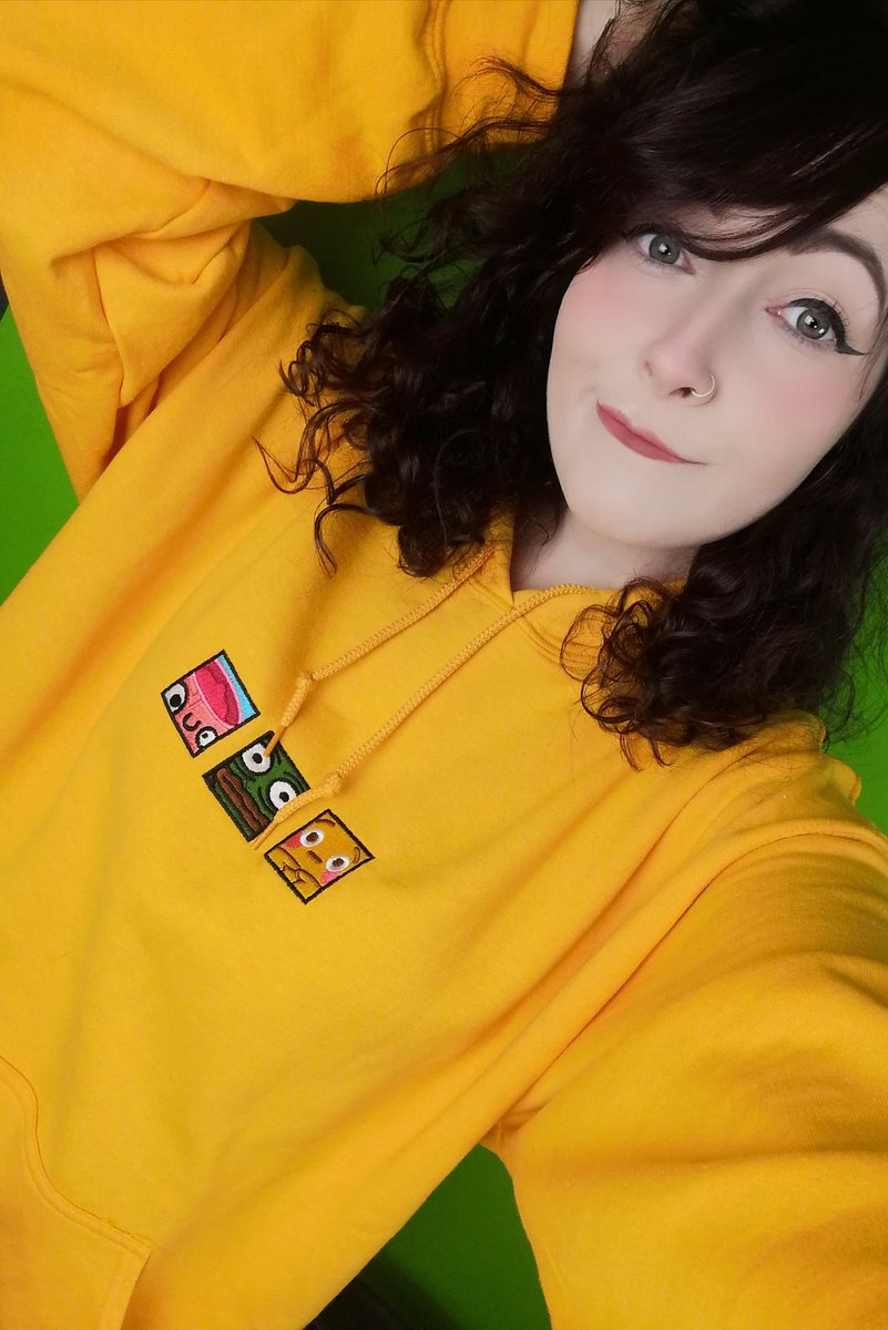 Twitch Partner and full time streamer. Mum to tabs